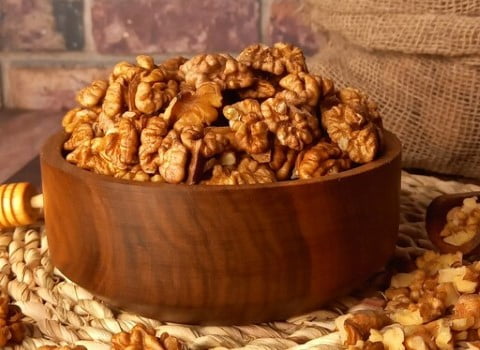 تصویر 4 از قیمت مغز گردو تویسرکان با کیفیت ارزان + خرید عمده